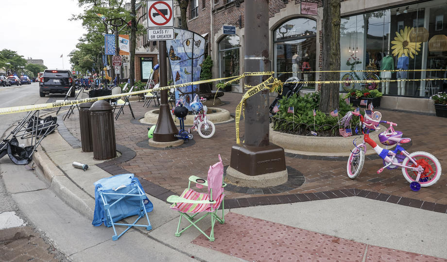 Suspect in Chicago-area parade shooting charged with 7 counts of murder