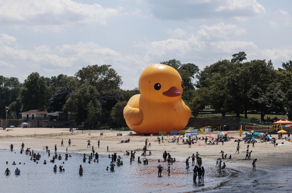 Scorching heat wave bakes US as heat index soars past 100 degrees ...