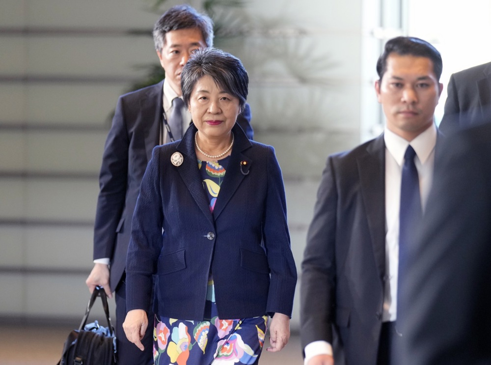Japan has five women in new govt line-up but still misses G7 average