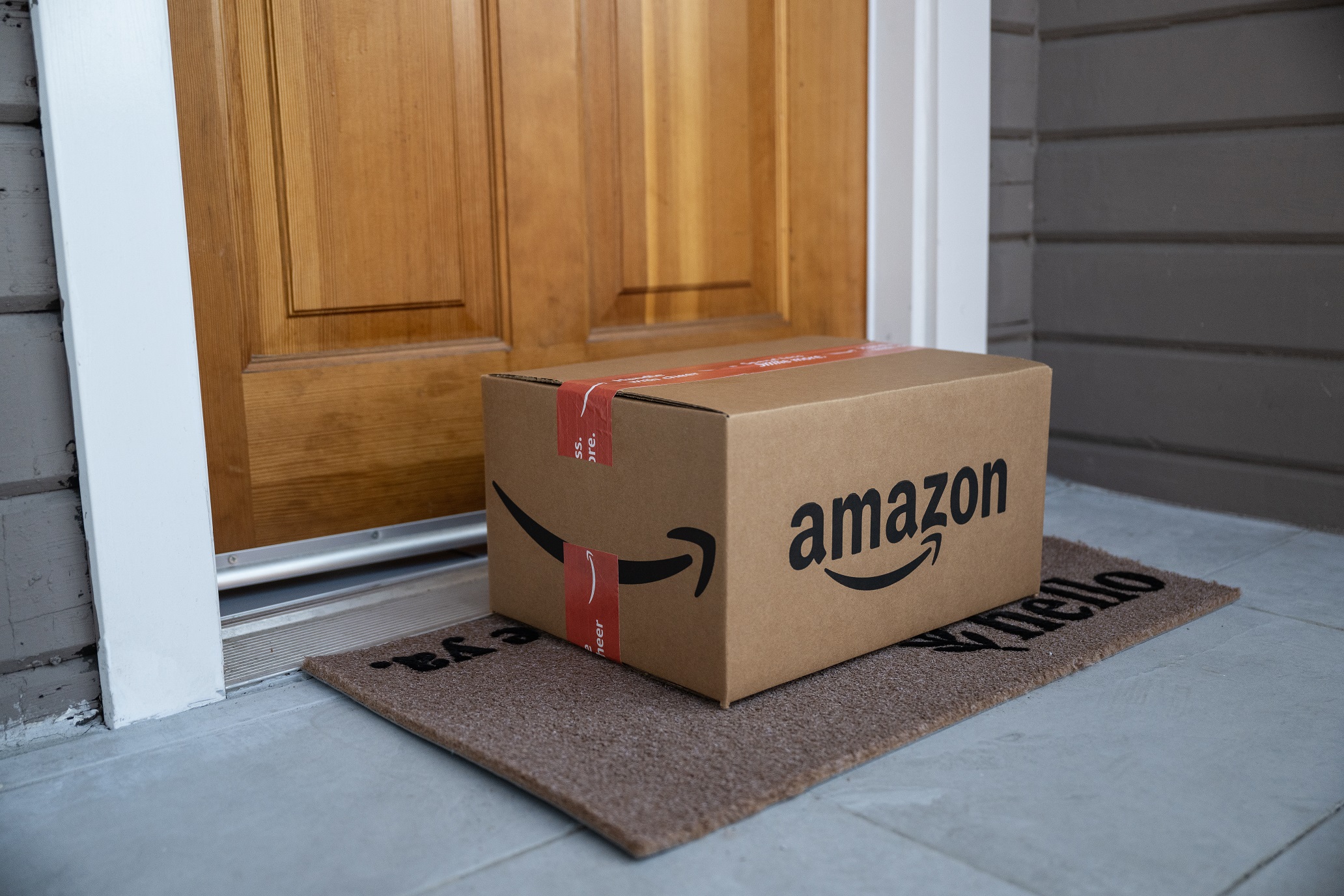 Dispatch Amazon Amazon to launch drone deliveries in Italy and UK in late 2024