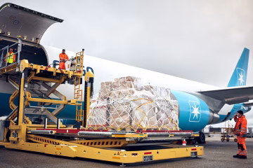 Middle East War Drives Spike in Air Cargo Costs as Shipping Routes Close