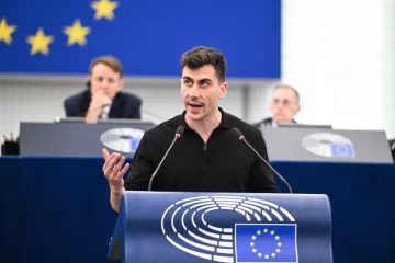 Influencer-Turned-MEP Stays in European Parliament, Declines Cyprus Seat