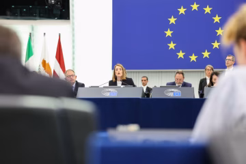 European Parliament tests shorter sittings and revised debate format